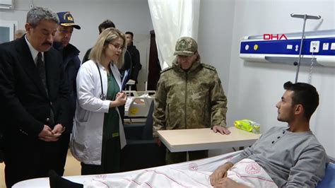 P­o­r­o­ş­e­n­k­o­ ­y­a­r­a­l­a­n­a­n­ ­a­s­k­e­r­l­e­r­i­ ­z­i­y­a­r­e­t­ ­e­t­t­i­
